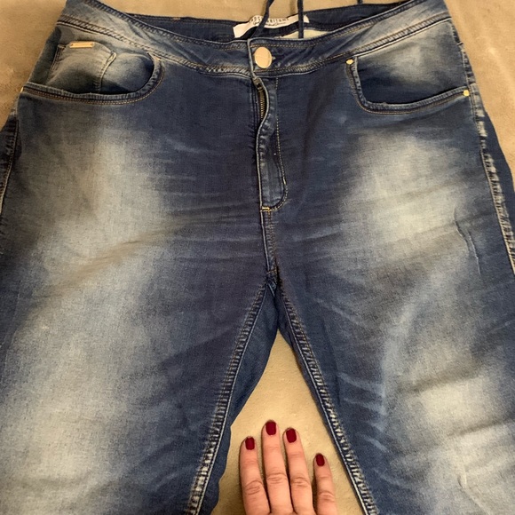 Pants size 9. - Picture 3 of 7